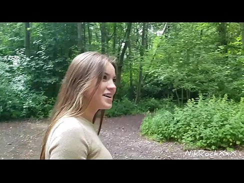 ❤️ Ech hunn dem Evelina virgeschloen datt mir op enger ëffentlecher Plaz fécken! Si sot jo. Dunn hunn ech hatt an den Arsch gefickt an an hirem Mond kum. Dunn huet si sech selwer gepisst. Häre Porno op lb.cutebento.top ❌️
