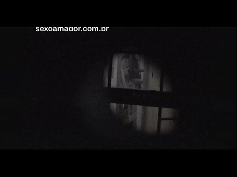 ❤️ Blondie gëtt geheim vun engem Quartier Voyeur verstoppt hannert huel Zillen opgeholl Häre Porno op lb.cutebento.top ❌️